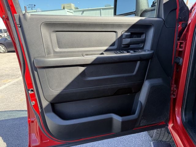 2024 RAM 2500 Tradesman Crew Cab 4x4 6'4' Box