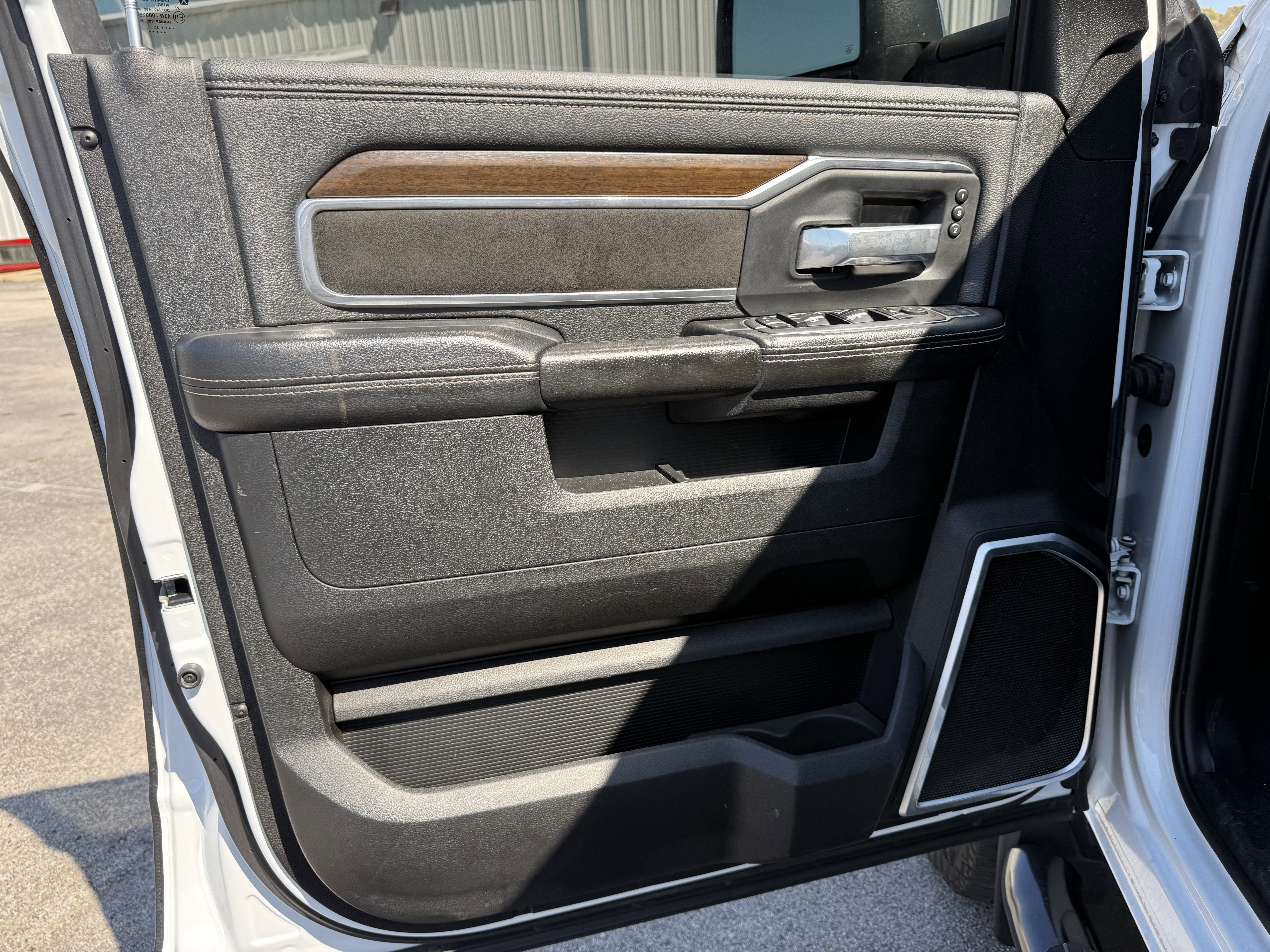 2023 RAM 2500 LARAMIE