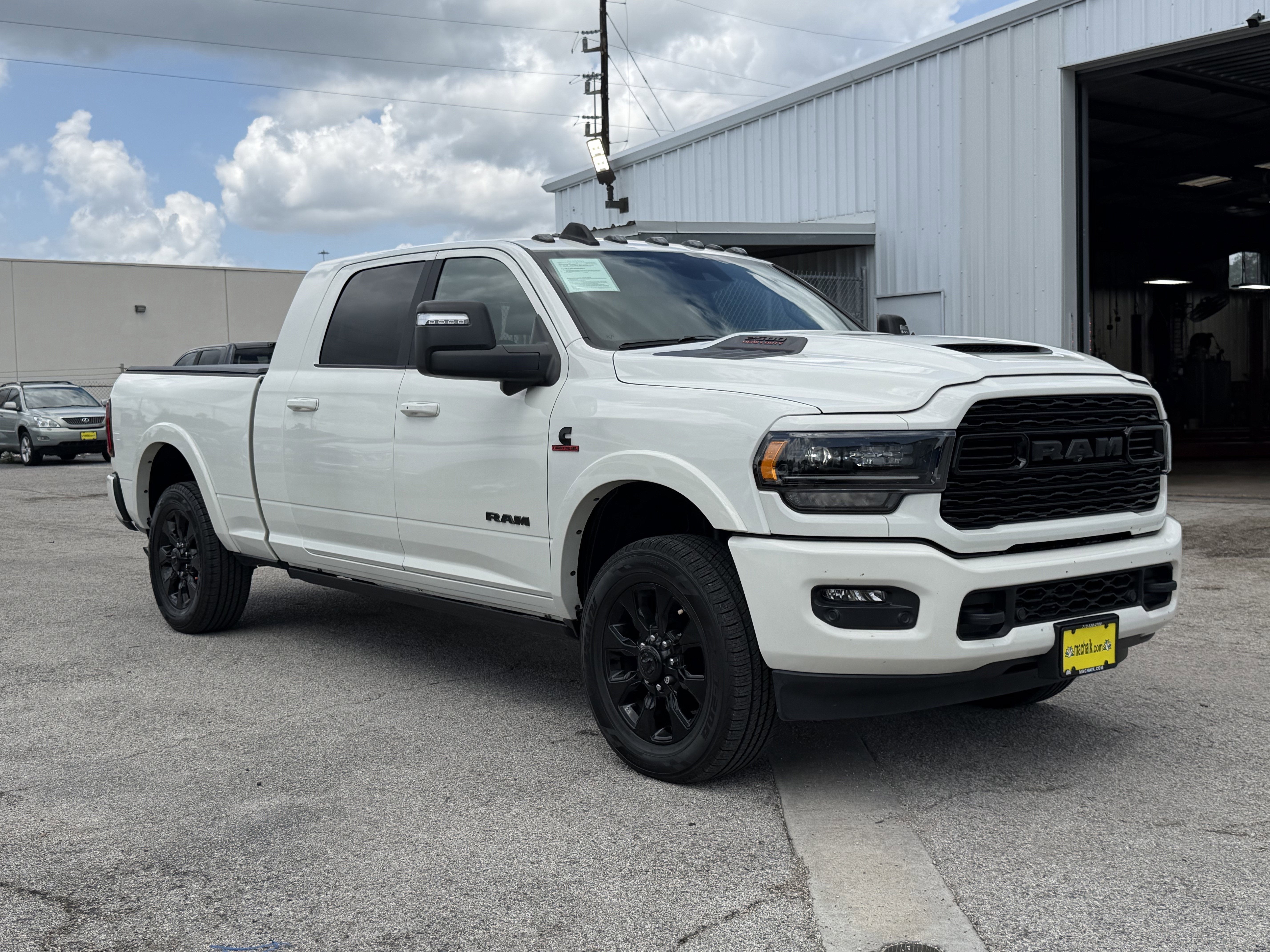 2023 RAM 2500 Limited Mega Cab 4x4 6'4' Box