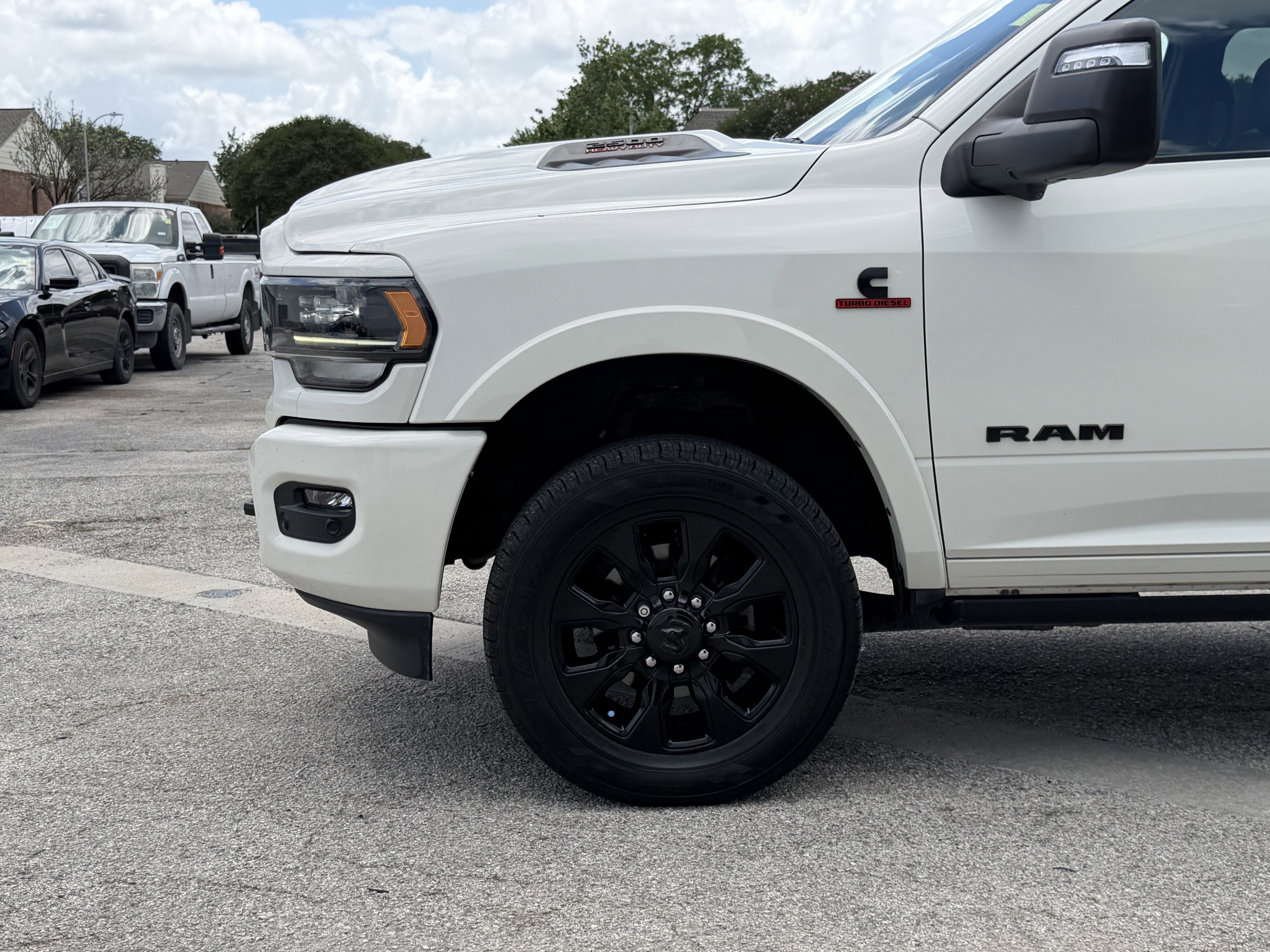 2023 RAM 2500 Limited Mega Cab 4x4 6'4' Box