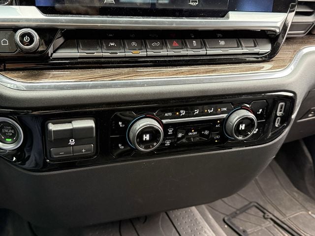 2023 Chevrolet Silverado 1500 4WD Crew Cab Standard Bed LT