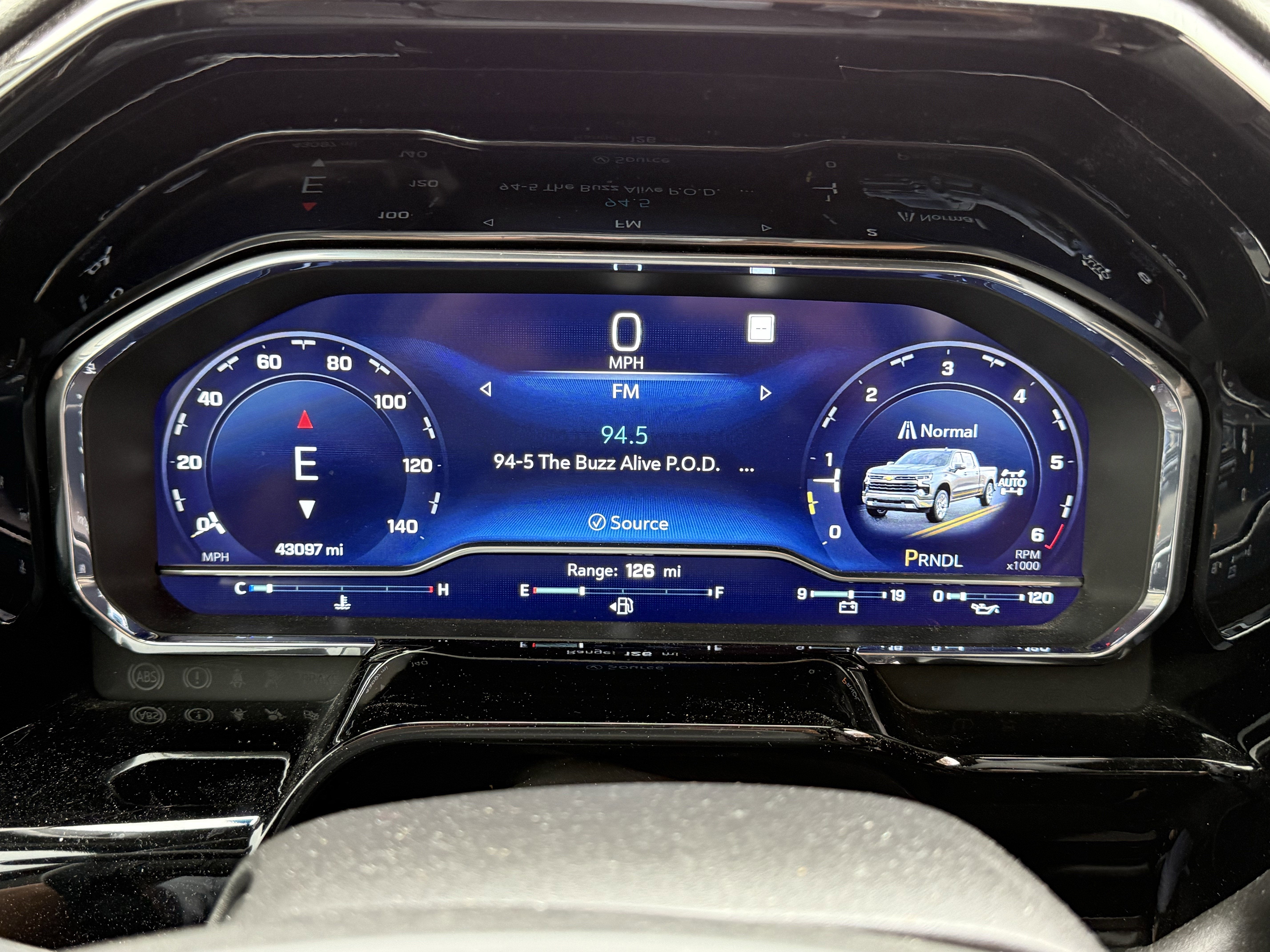 2023 Chevrolet Silverado 1500 4WD Crew Cab Standard Bed LT