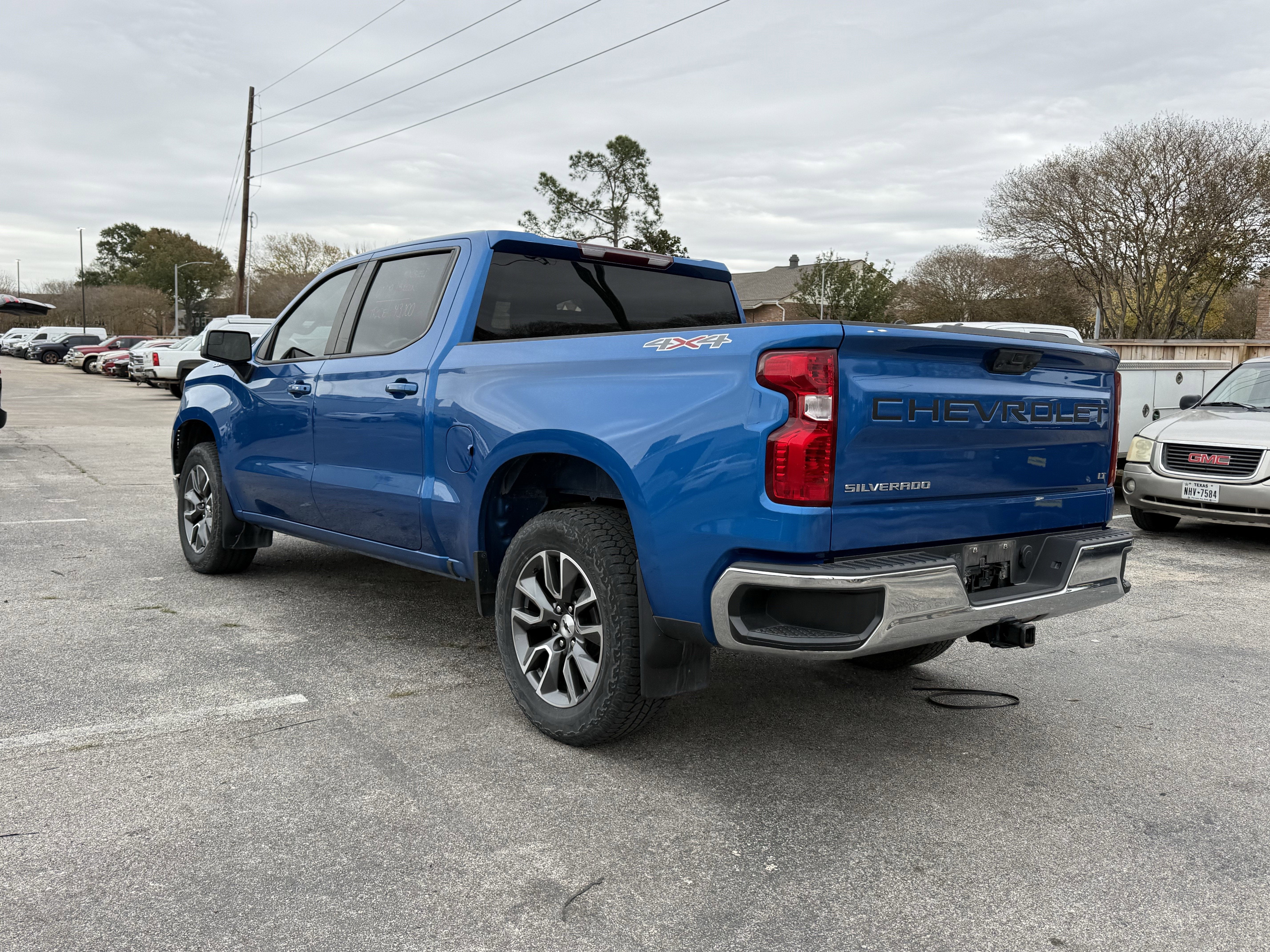 2023 Chevrolet Silverado 1500 4WD Crew Cab Standard Bed LT