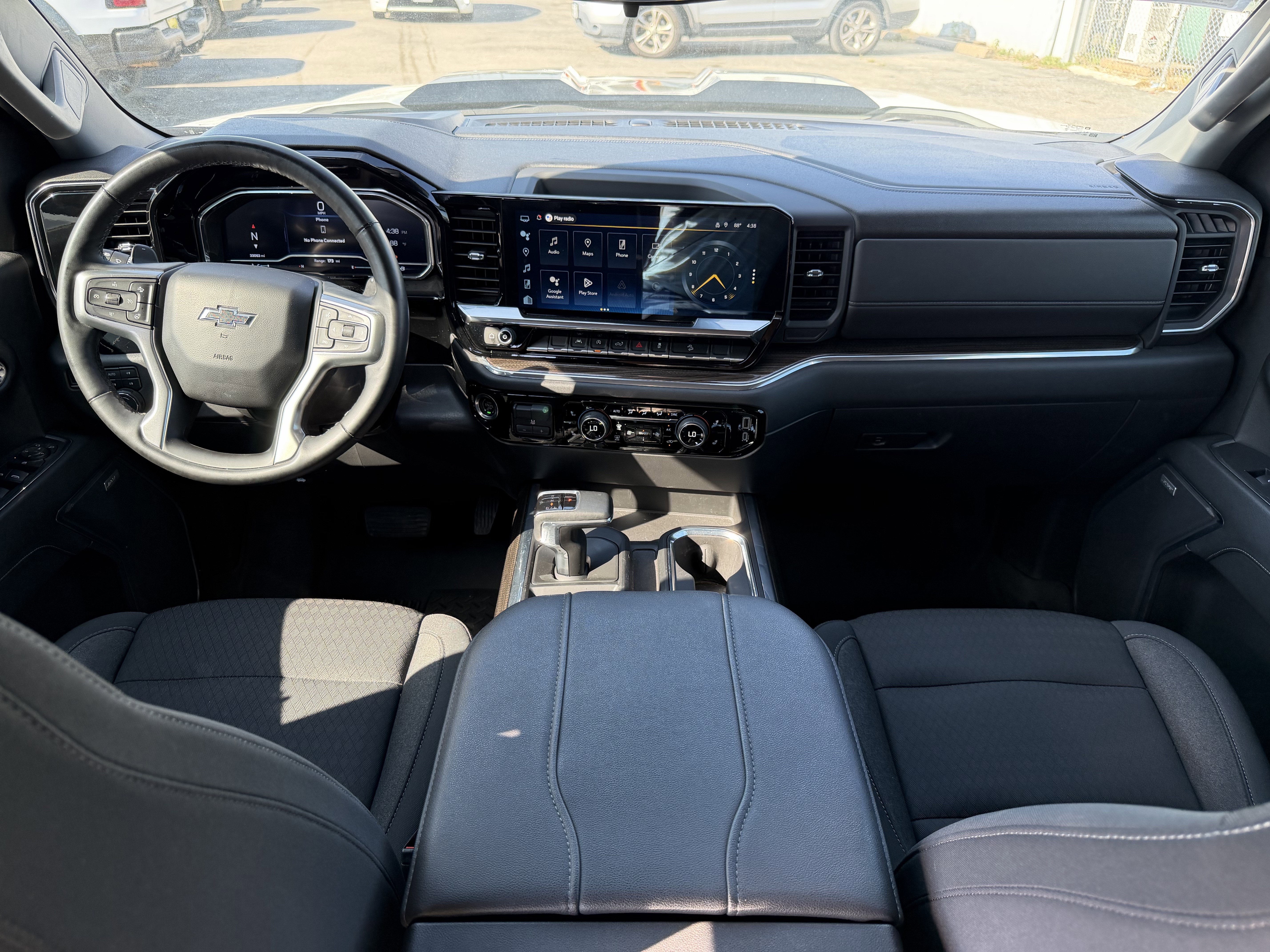 2023 Chevrolet Silverado 1500 4WD Crew Cab Standard Bed LT Trail Boss