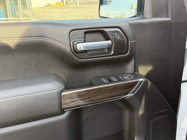 2021 Chevrolet Silverado 1500 4WD Crew Cab Short Bed LT