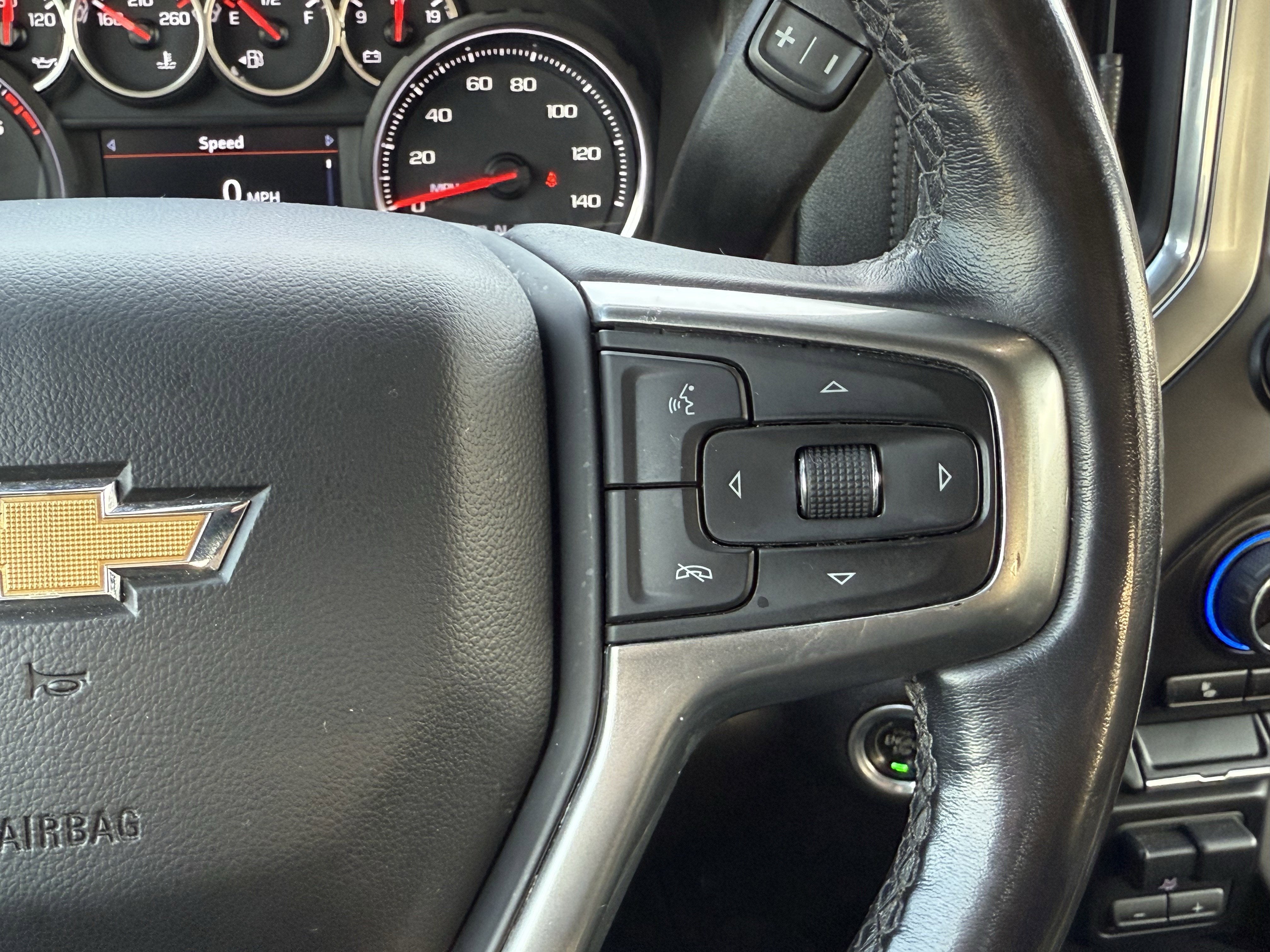 2021 Chevrolet Silverado 1500 4WD Crew Cab Short Bed LT