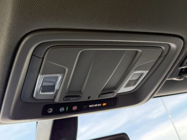 2021 Chevrolet Silverado 1500 4WD Crew Cab Short Bed LT