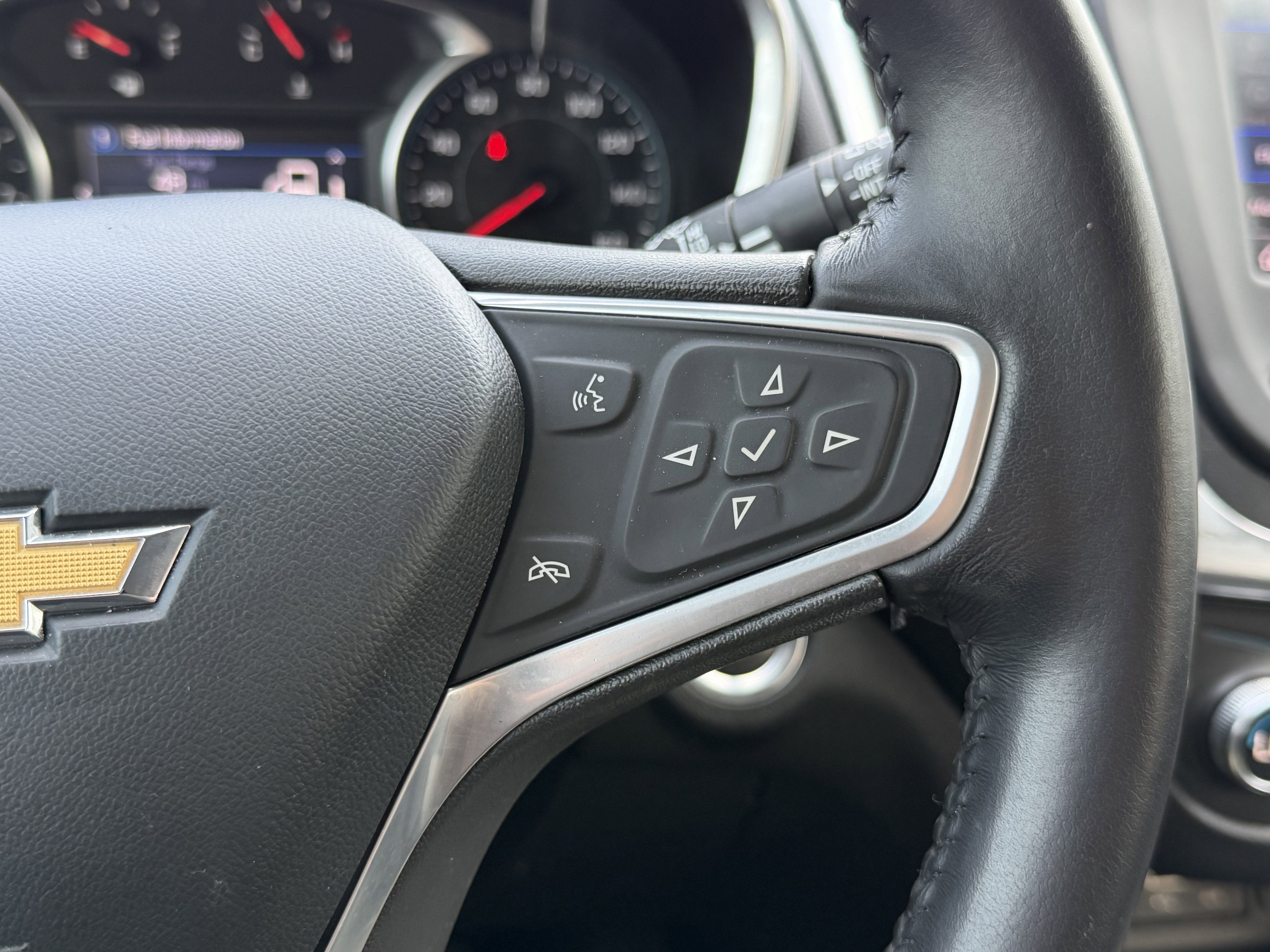 2022 Chevrolet Equinox FWD LT