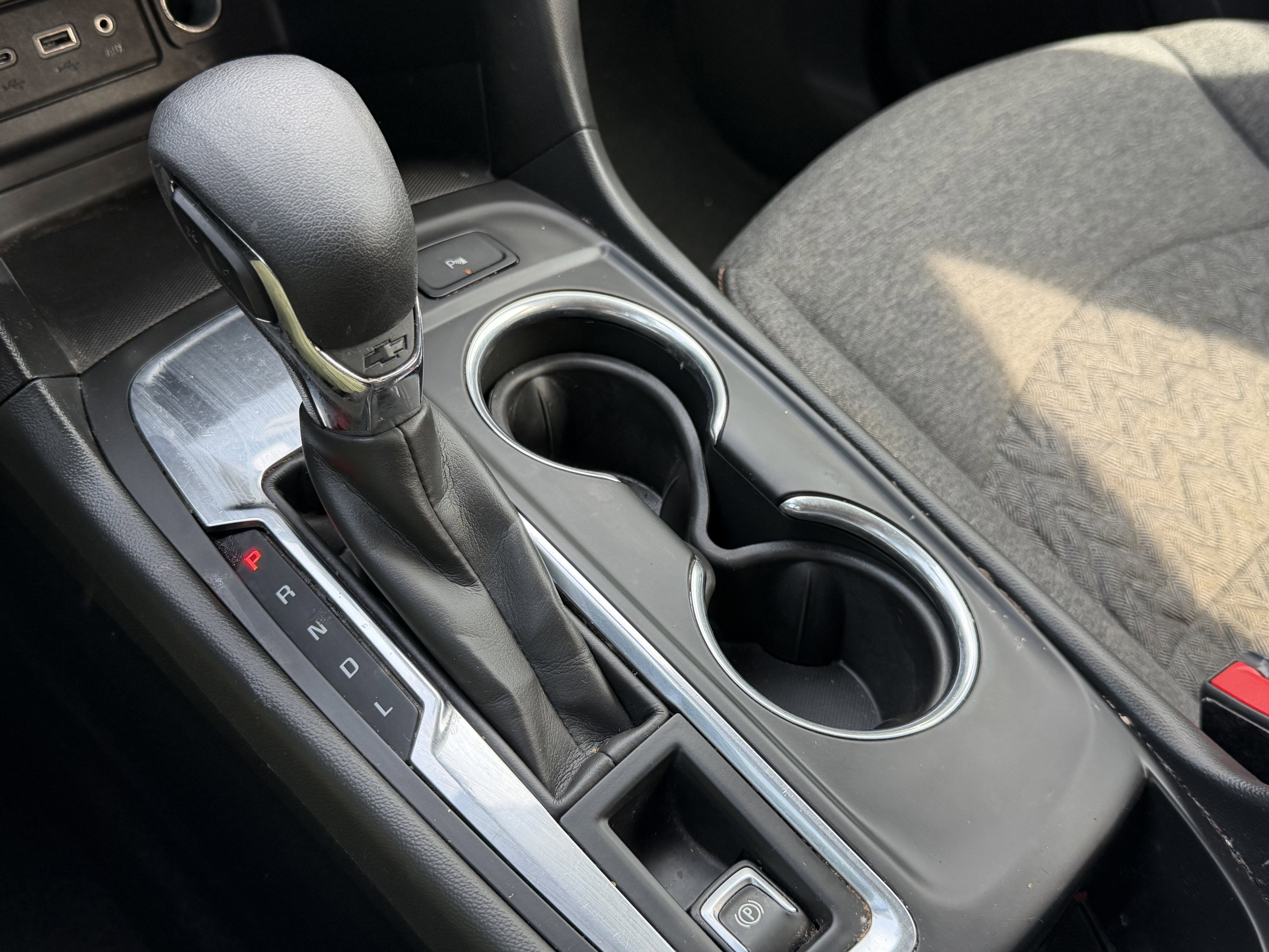 2022 Chevrolet Equinox FWD LT