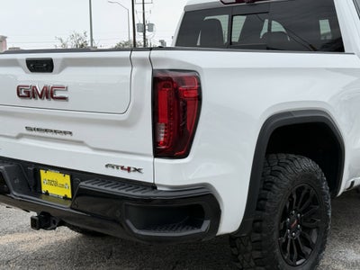 2023 GMC Sierra 1500 4WD Crew Cab Short Box AT4X