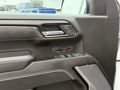 2023 GMC Sierra 1500 4WD Crew Cab Short Box AT4X