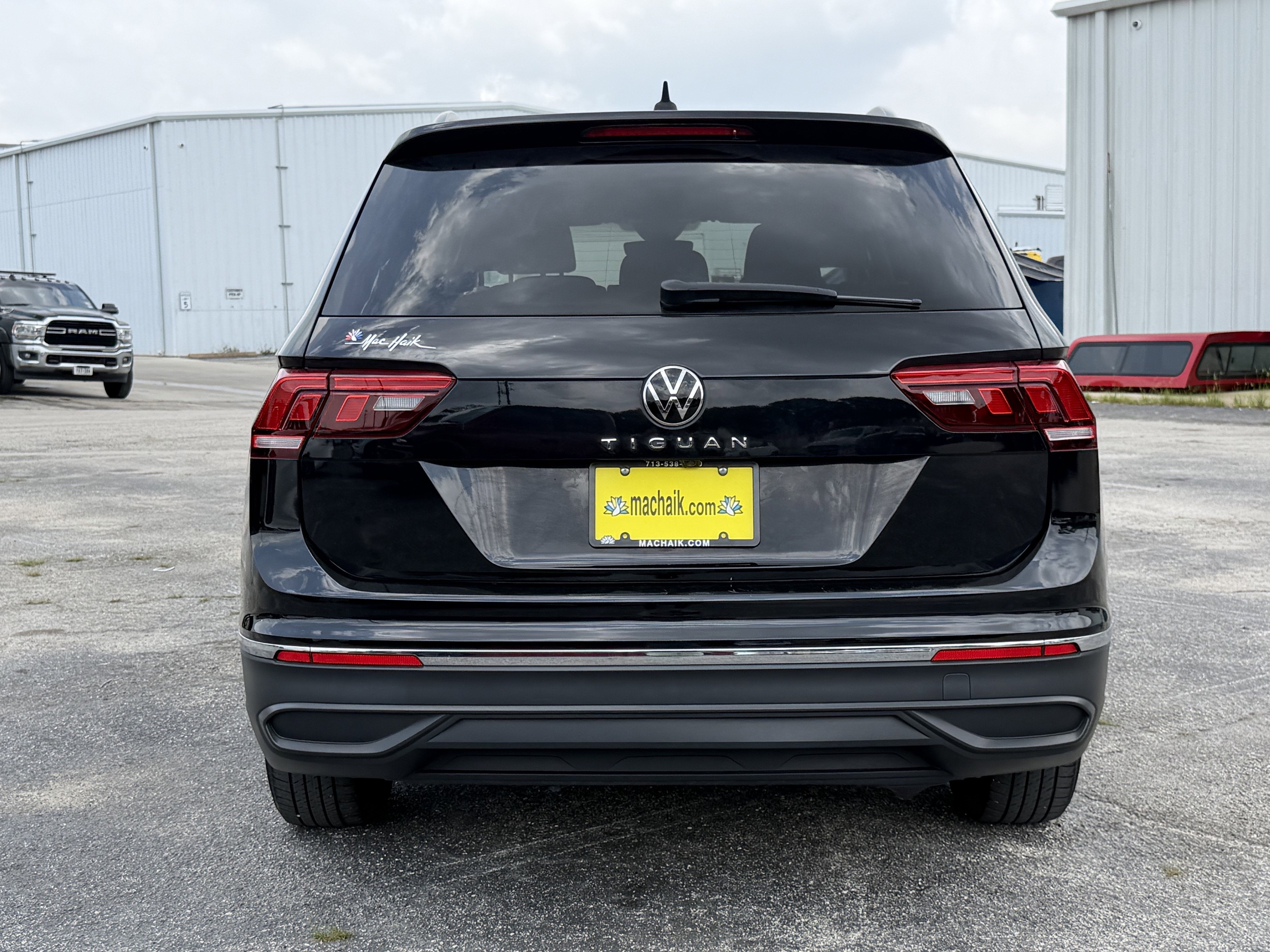 2023 Volkswagen Tiguan 2.0T S