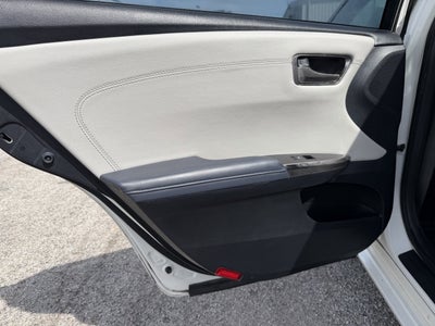 2013 Toyota Avalon XLE