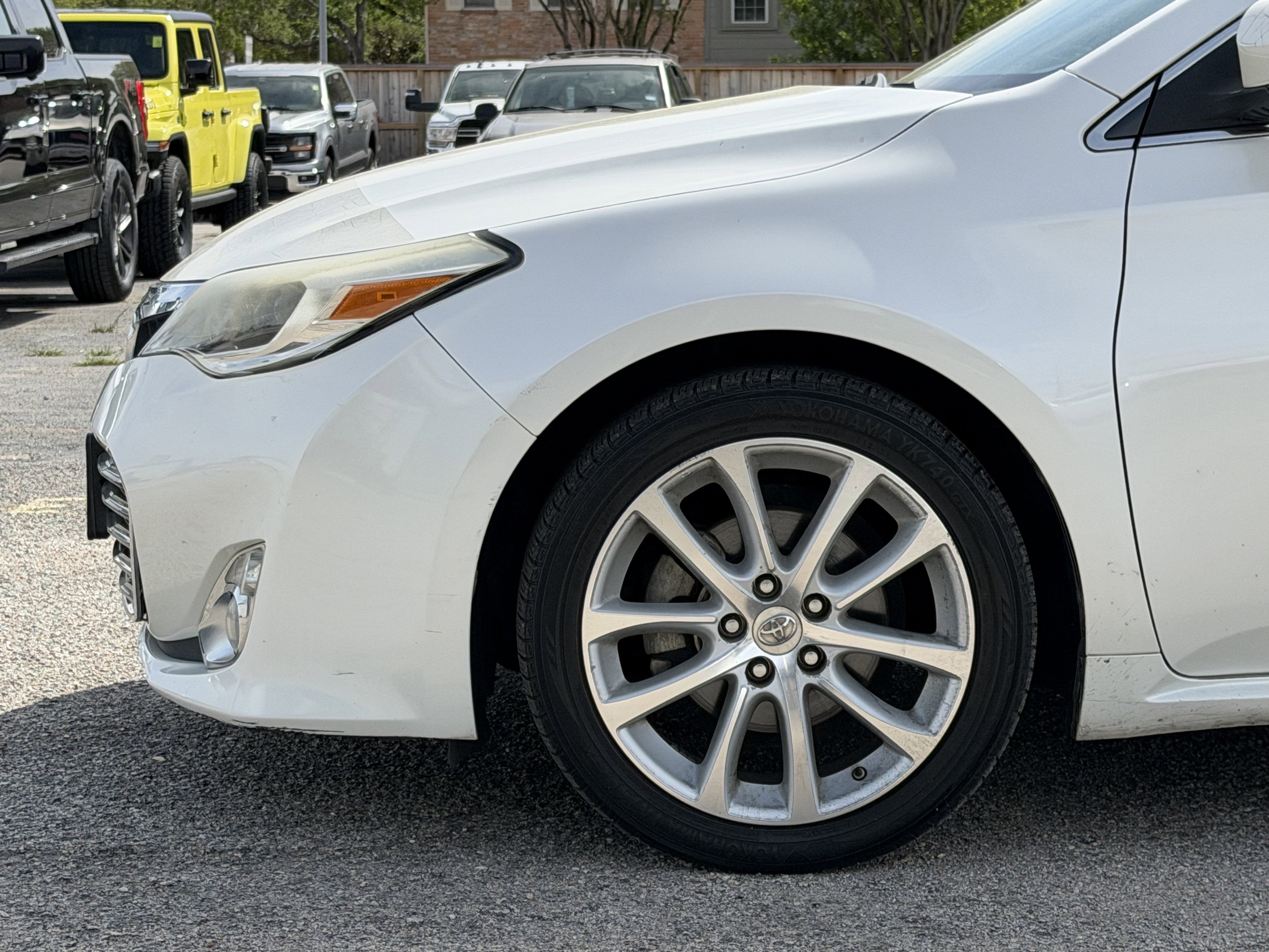 2013 Toyota Avalon XLE