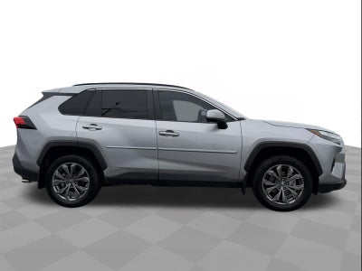2022 Toyota Rav4 XLE Premium
