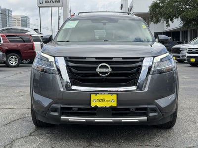 2023 Nissan Pathfinder SL FWD