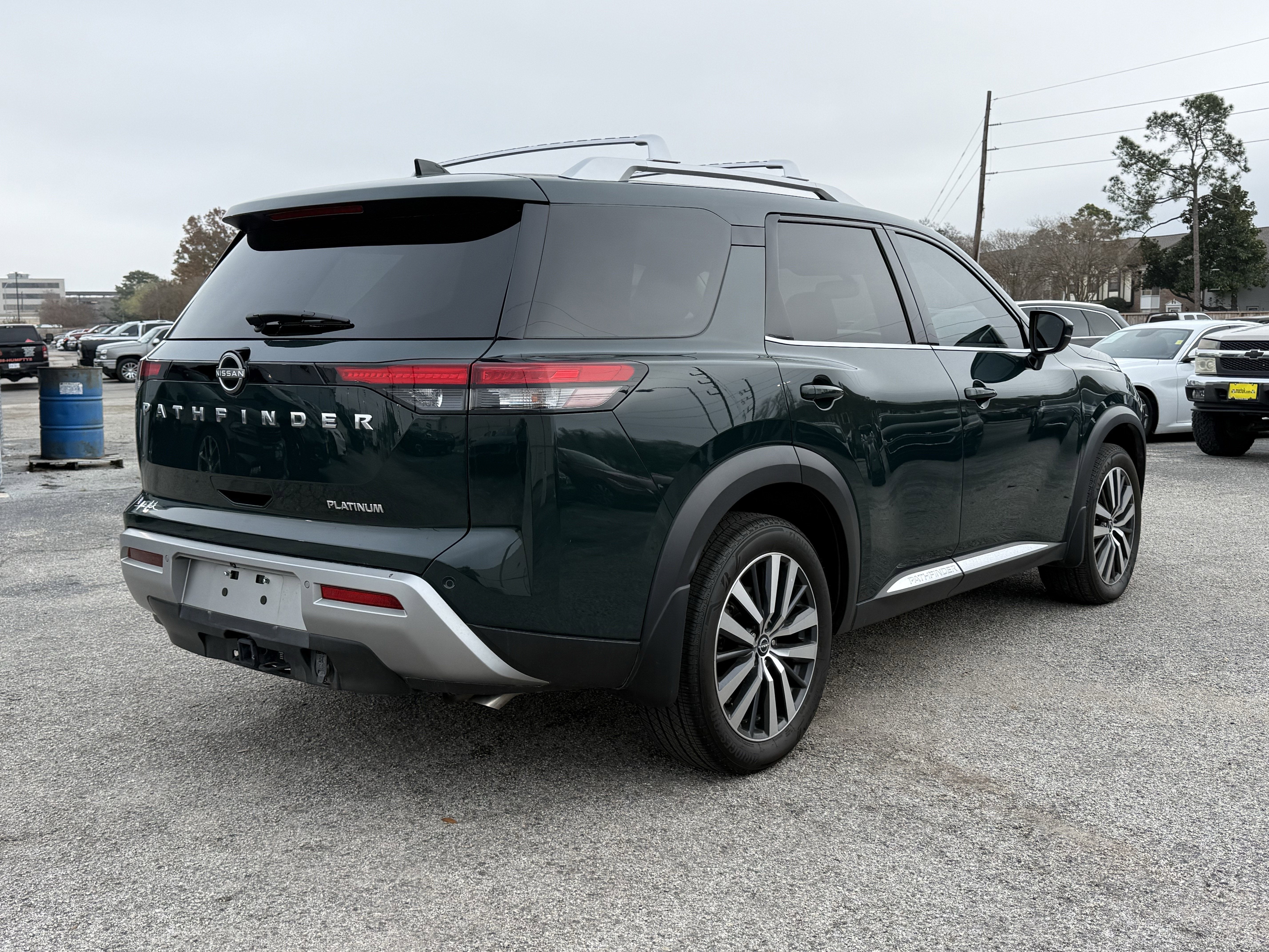 2022 Nissan Pathfinder Platinum 2WD