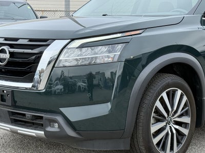 2022 Nissan Pathfinder Platinum 2WD