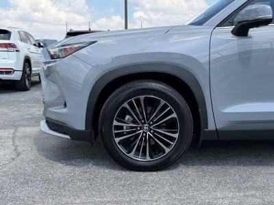 2026 Toyota Grand Highlander Hybrid MAX Platinum