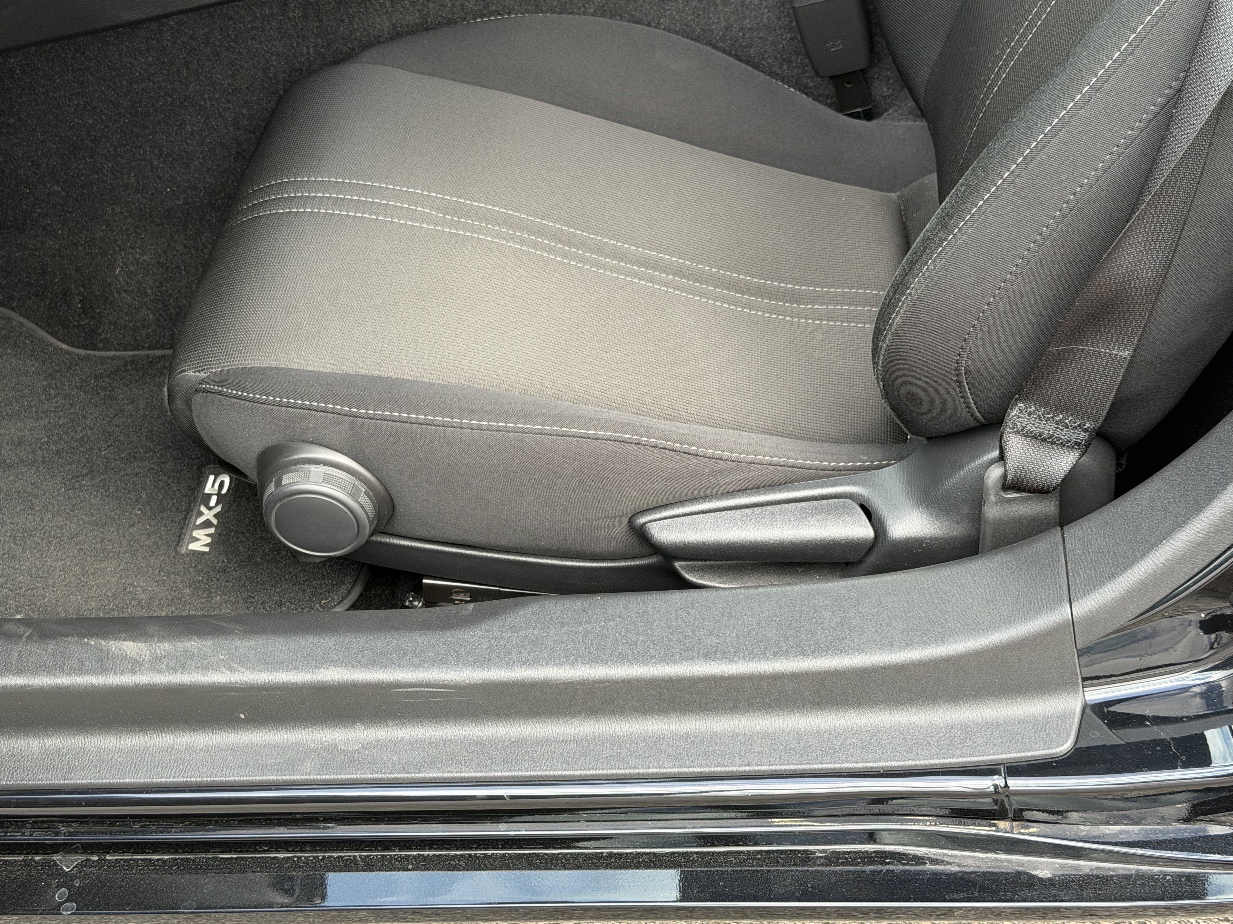 2025 Mazda Mazda MX-5 Miata Sport