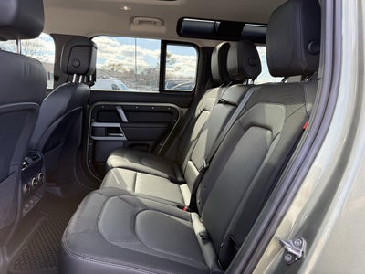 2024 Land Rover Defender 110 P400 X-Dynamic SE