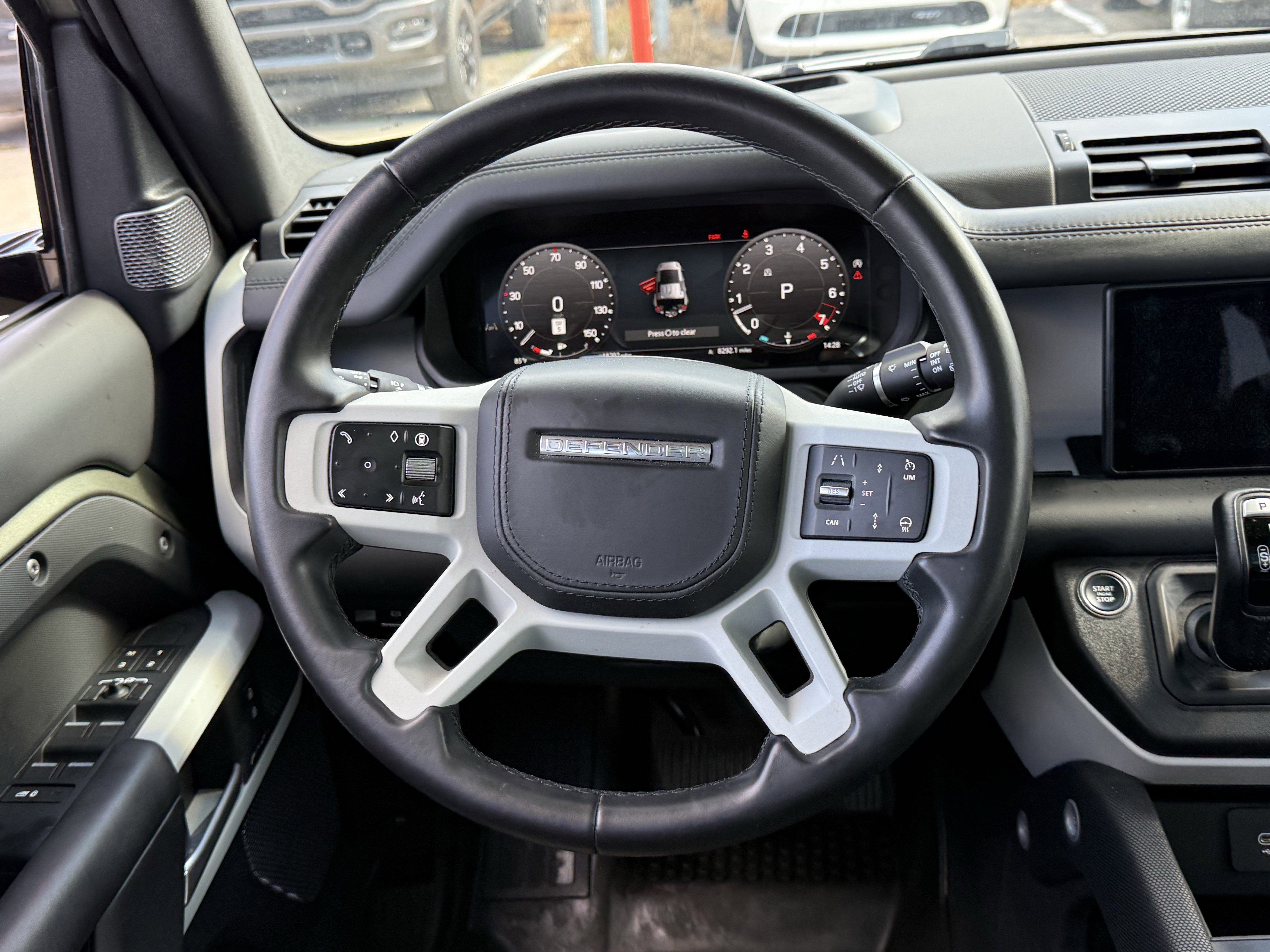 2024 Land Rover Defender 110 P400 X-Dynamic SE