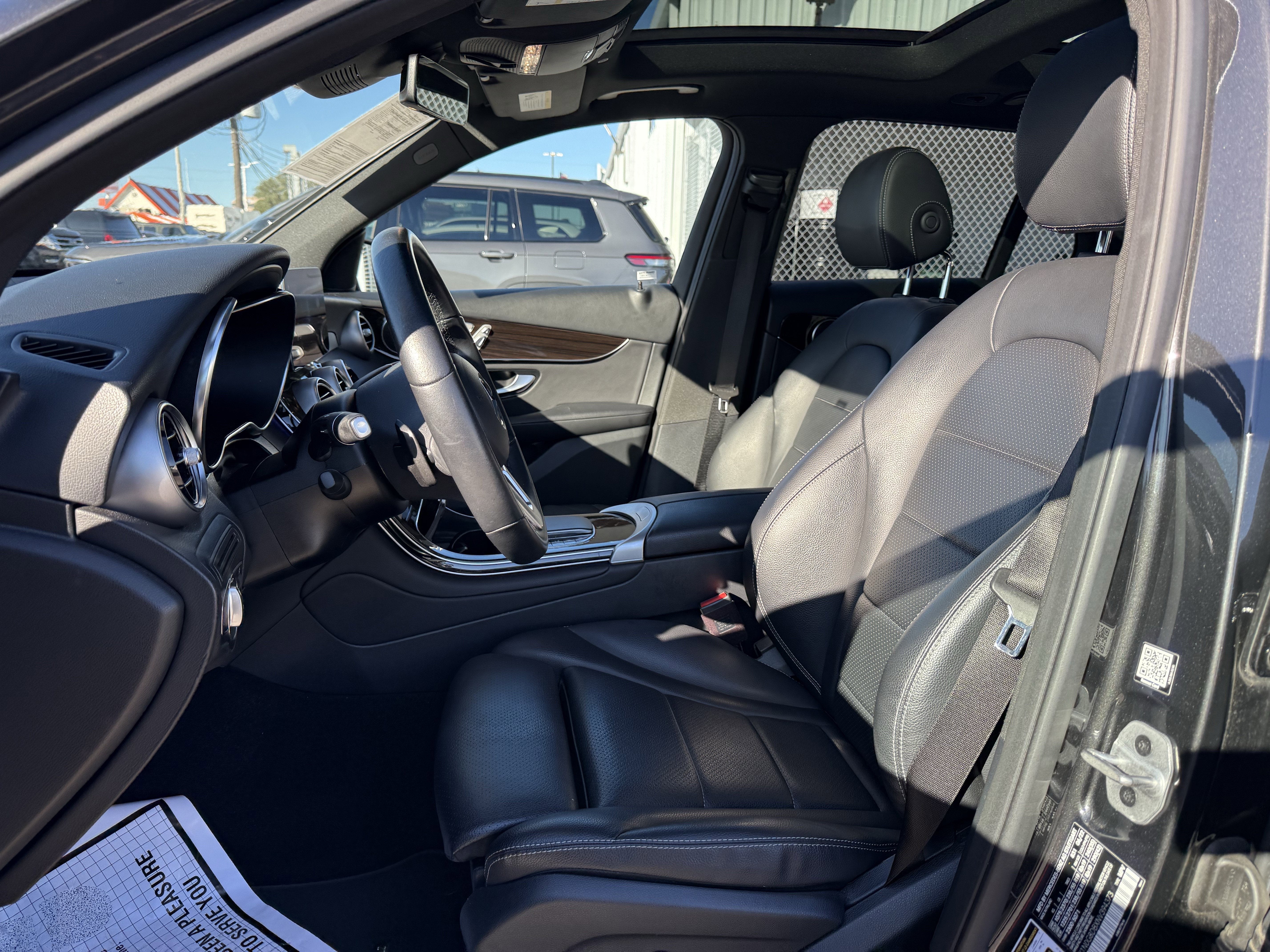 2022 Mercedes-Benz GLC 300 SUV