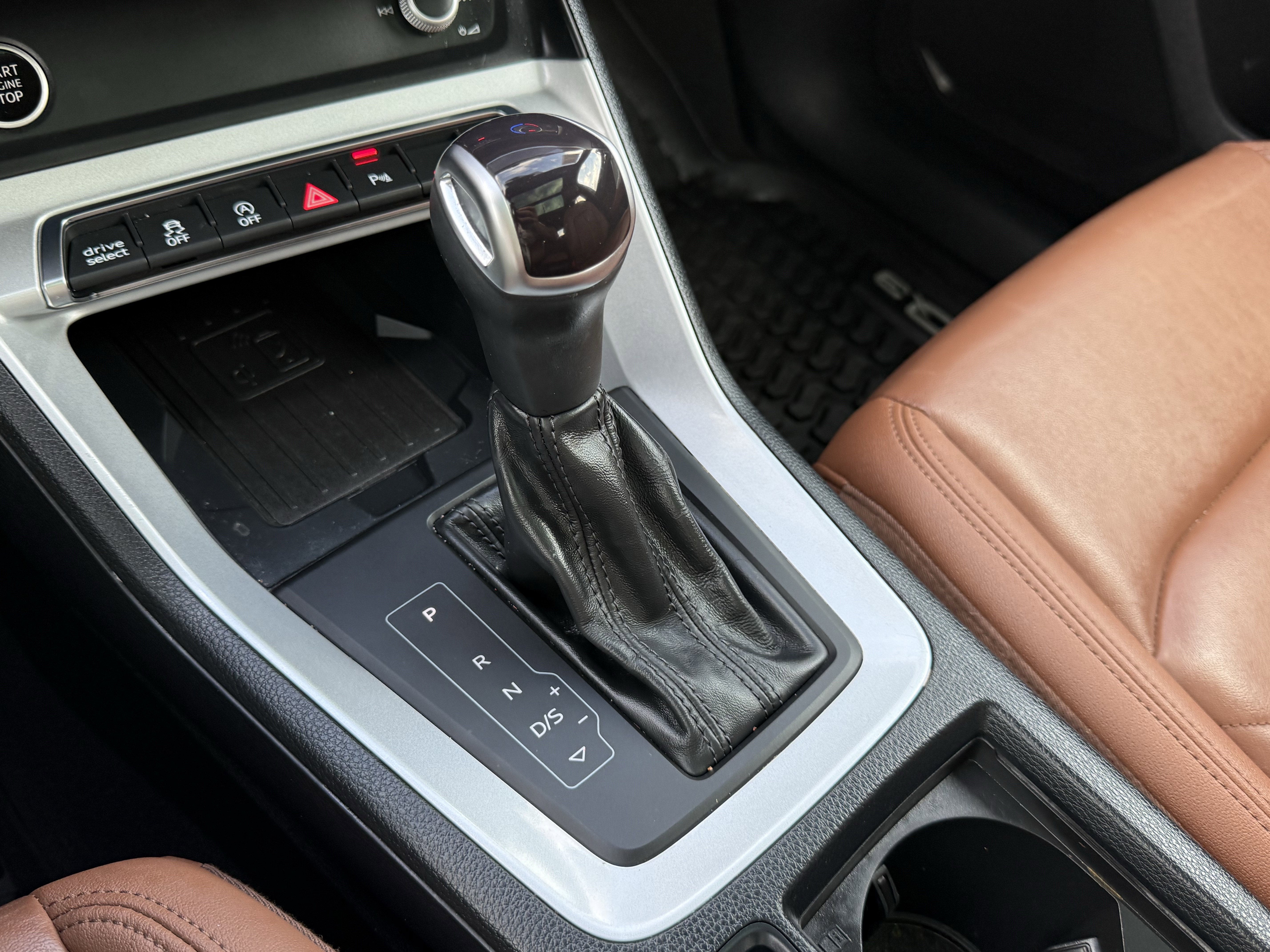 2022 Audi Q3 Premium Plus 45 TFSI S line quattro Tiptronic