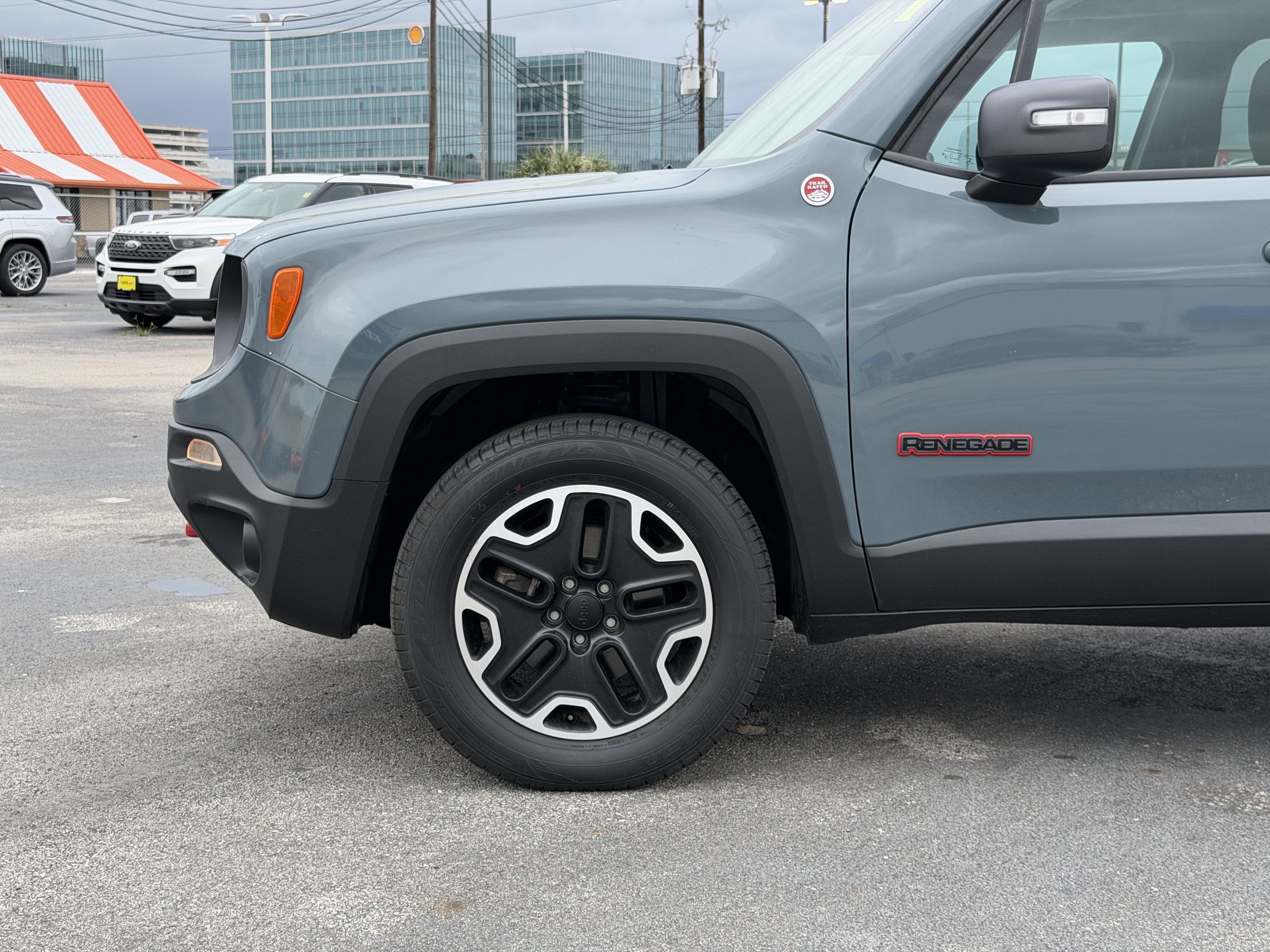 2016 Jeep Renegade Trailhawk
