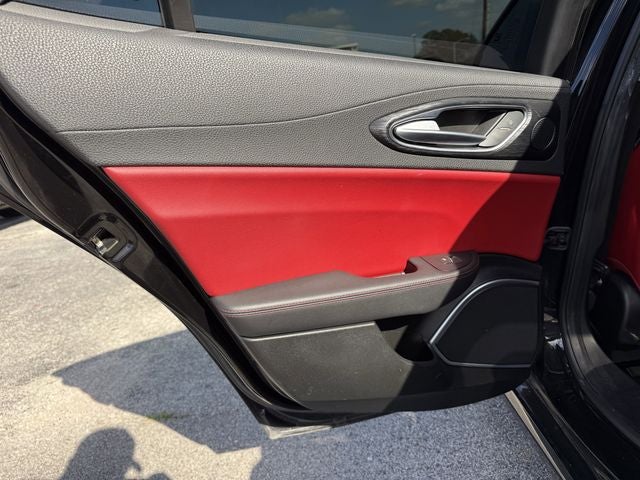 2021 Alfa Romeo Giulia RWD