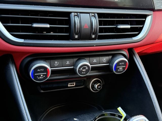 2021 Alfa Romeo Giulia RWD