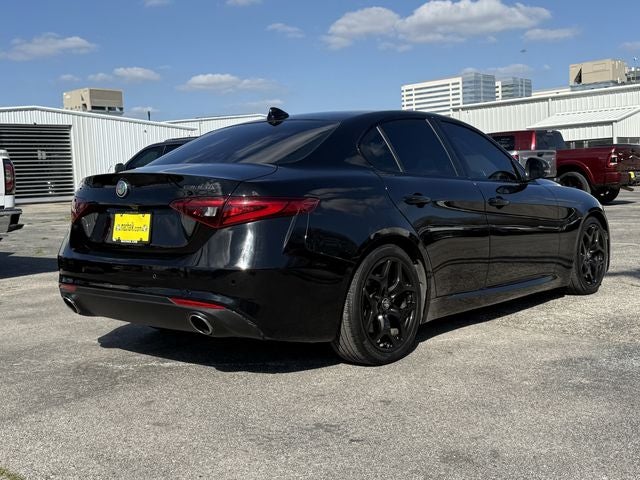 2021 Alfa Romeo Giulia RWD