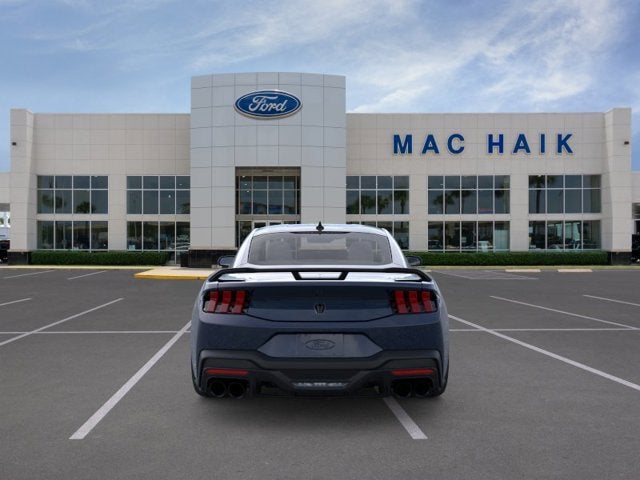 2025 Ford Mustang Dark Horse