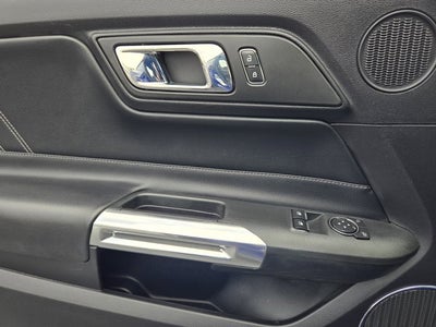 2016 Ford Mustang I4