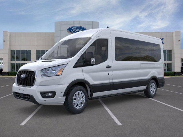 2025 Ford Transit Passenger Wagon XLT