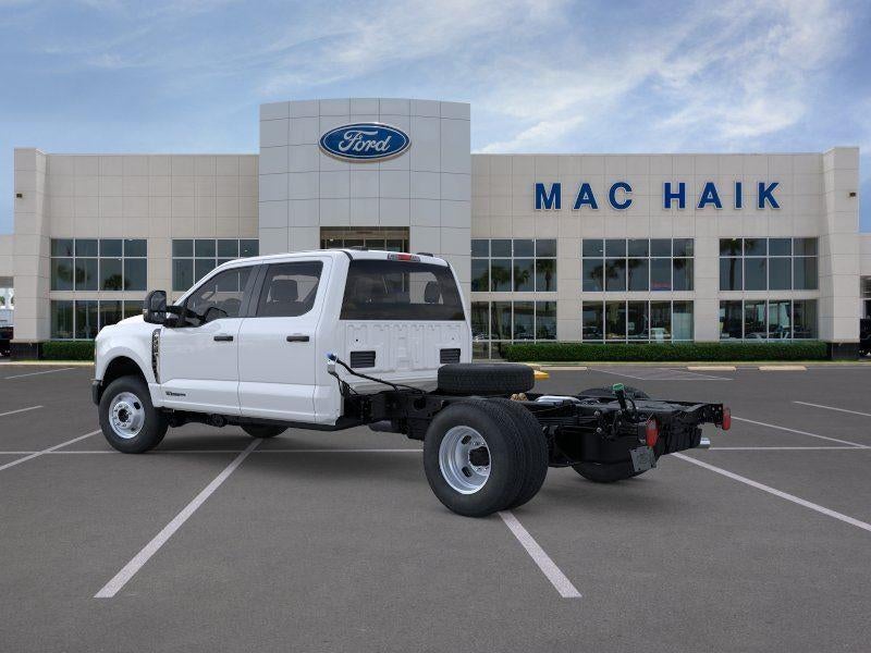 2026 Ford Super Duty F-350 DRW Lariat