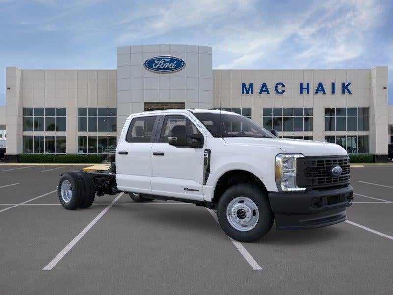 2026 Ford Super Duty F-350 DRW Lariat
