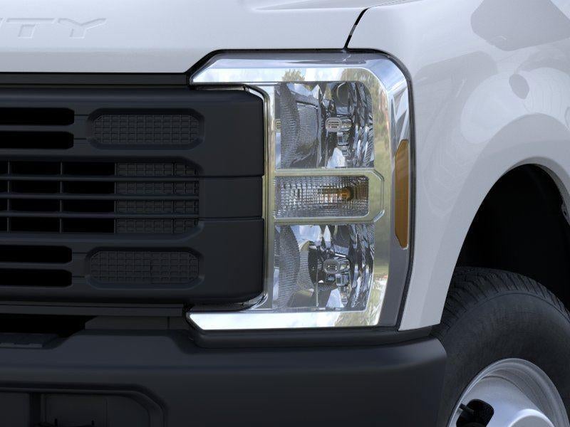 2026 Ford Super Duty F-350 DRW Lariat