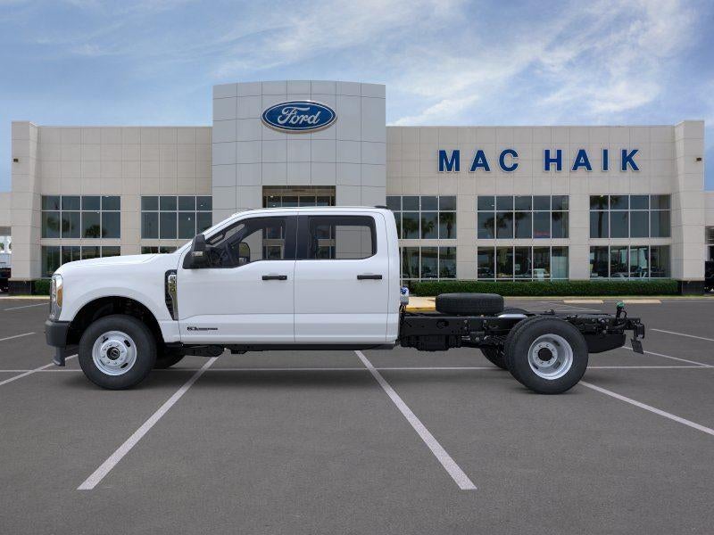 2026 Ford Super Duty F-350 DRW Lariat
