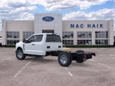 2026 Ford Super Duty F-350 Srw XL