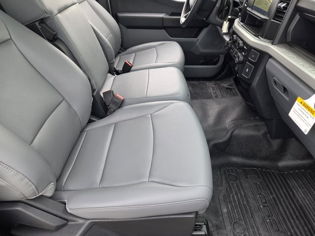 2024 Ford Super Duty F-450 DRW XL