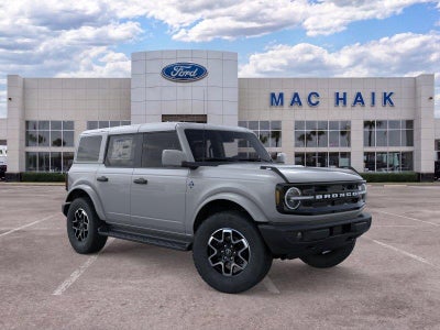 2026 Ford Bronco Outer Banks