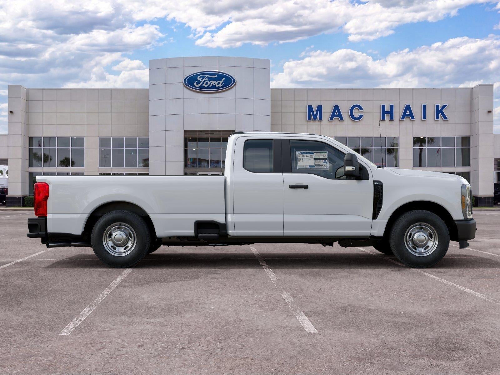 2027 Ford Super Duty F-250 SRW XL