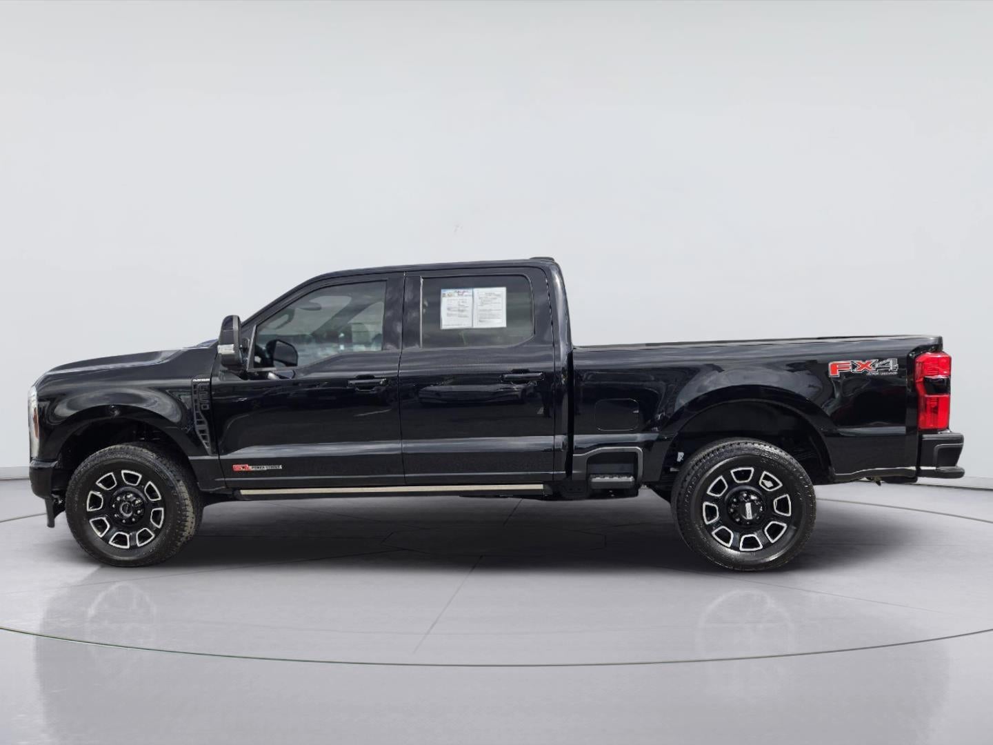 2025 Ford Super Duty F-250 Platinum