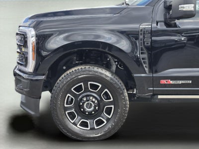 2025 Ford Super Duty F-250 Platinum