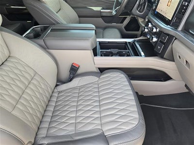 2026 Ford Super Duty F-250 Srw Platinum