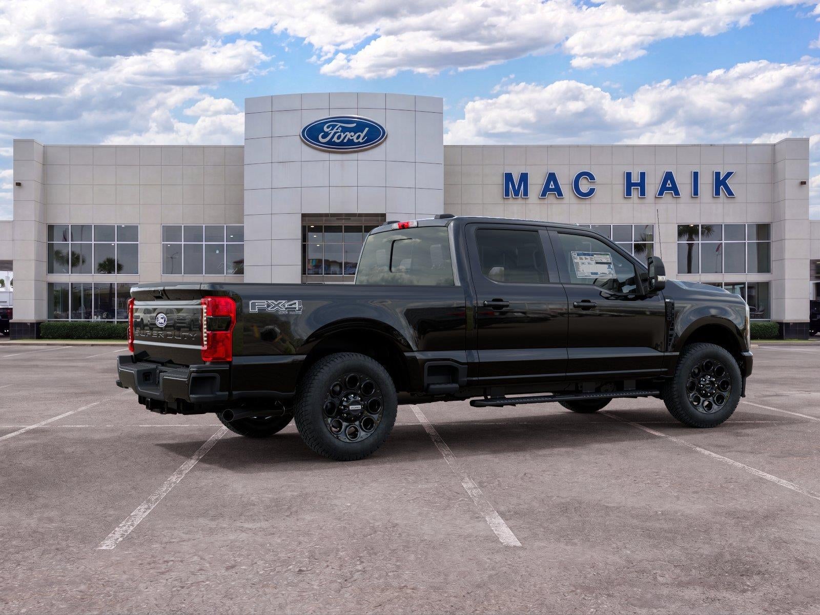 2027 Ford Super Duty F-250 XLT