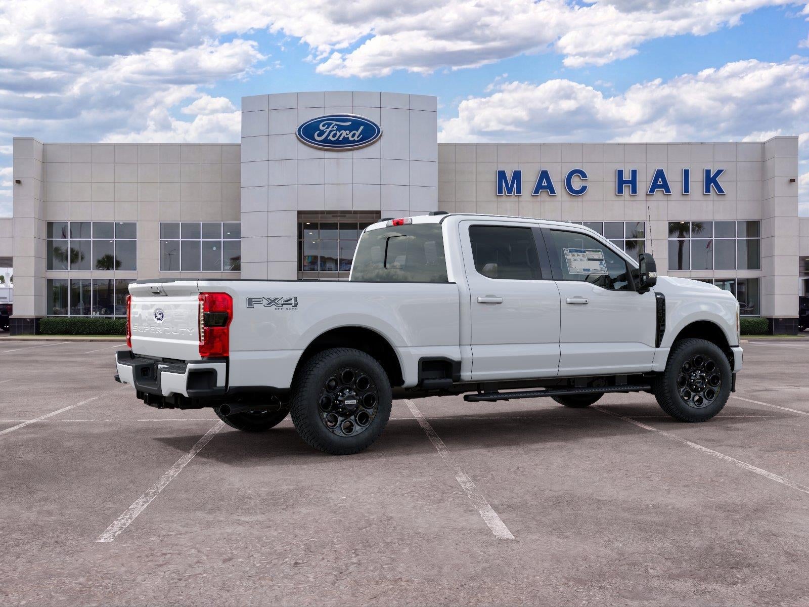2027 Ford Super Duty F-250 XLT