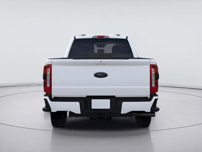 2026 Ford Super Duty F-350 Lariat