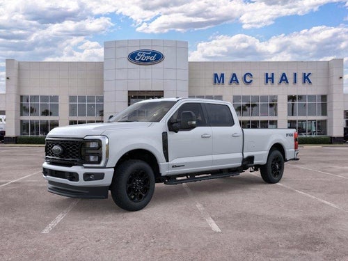 2026 Ford Super Duty F-350 XLT